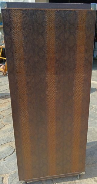 Baúl vinoteca marrón - mueble bar