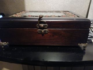 Scatola portaoggetti in legno