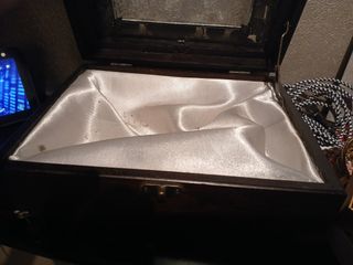Scatola portaoggetti in legno