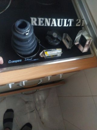 RENAULT 21 logos,bombilla,guardapolvos y tapón gas