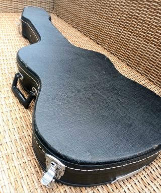 GUITARRA ELÉCTRICA HEARTFIELD TALON. JAPAN