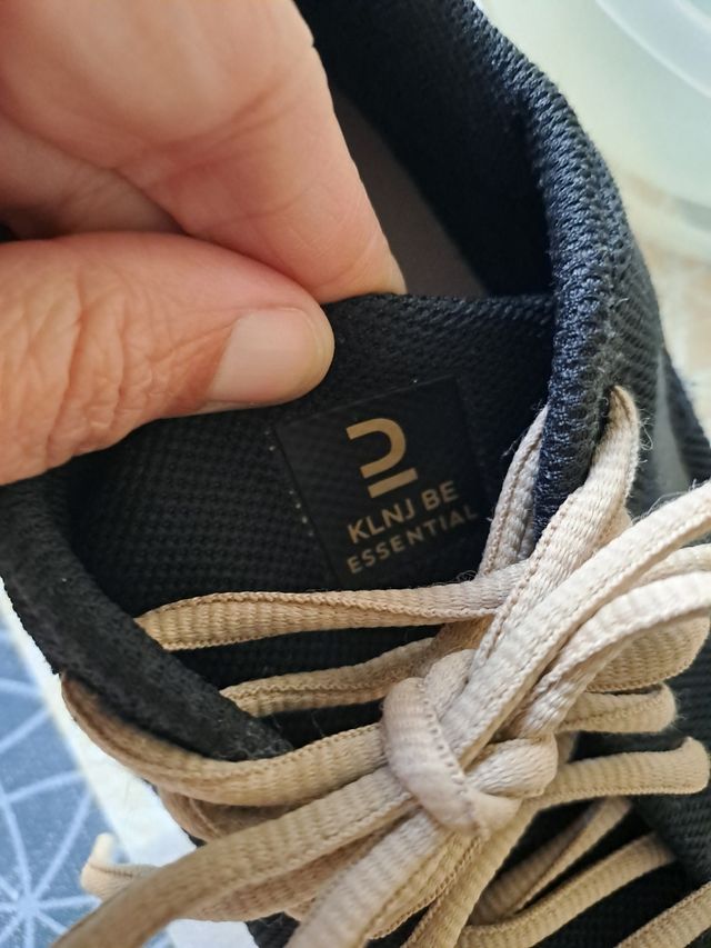 Zapatillas Deporte - Beige/Negras