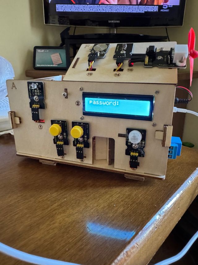 Smart Home Kit Arduino - con software per gestirla