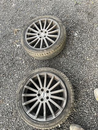 Llantas Ford Focus 18" - 235/40ZR18