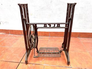 Máquina de coser antigua