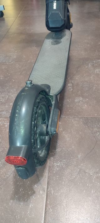 Patinete Xiaomi con Bateria externa