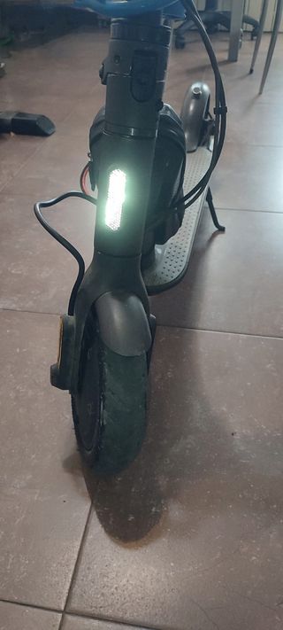 Patinete Xiaomi con Bateria externa