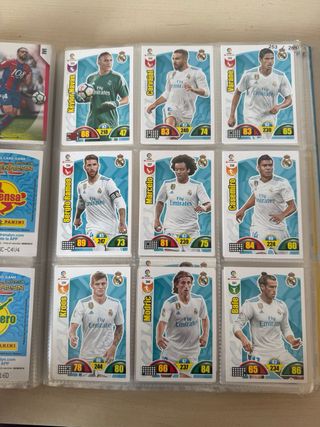 Adrenalyn XL LaLiga Santander 17-18
faltan algunas