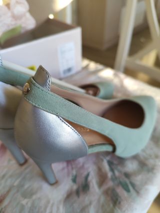 Salones verde menta y plateado -talla 37