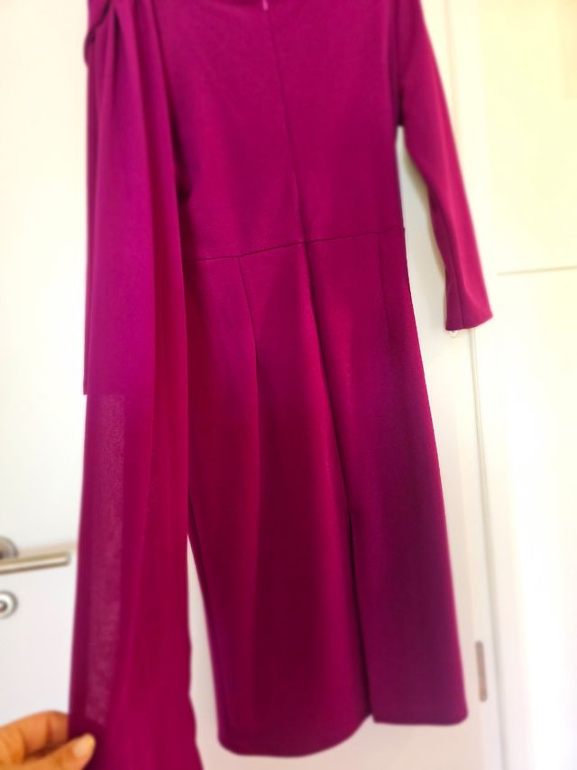 Vestido buganvilla invitada. No usado nunca .