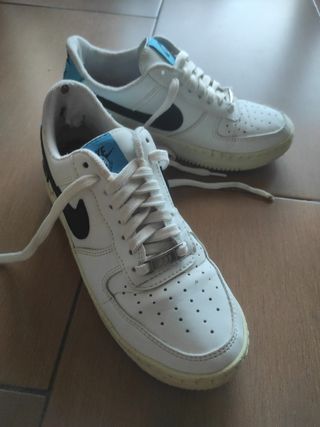 Nike Air Force 1 - Zapatillas blancas y azules