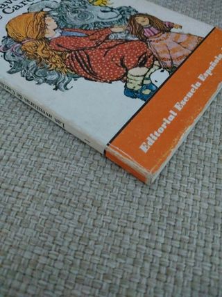 Libro: "Las aventuras de Carolina"