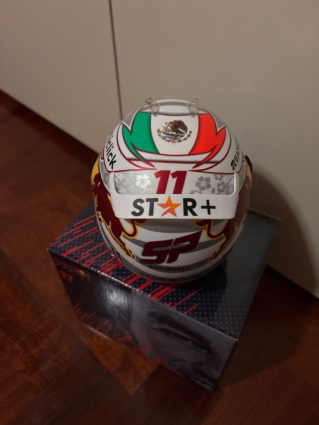 Casco Sergio Perez Red Bull Racing