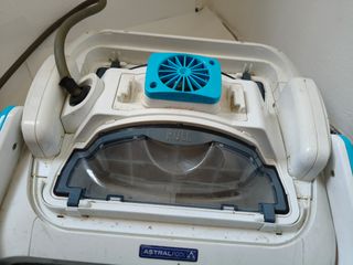 Robot Limpiafondos AstralPool M12
