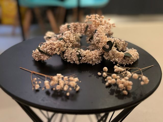 Bracciali con fiori stabilizzati per matrimoni o comunioni