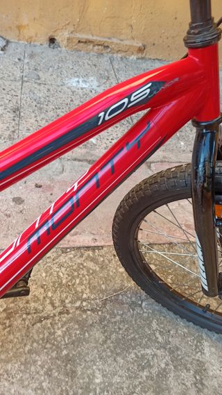 Bicicleta Monty 20" roja