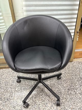 Silla de comedor Ikea LIDÅS patas cromadas