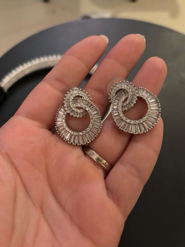 Cerchietto e orecchini da sposa