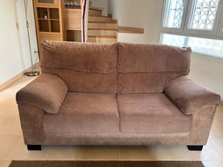 Sofa de tres plazas