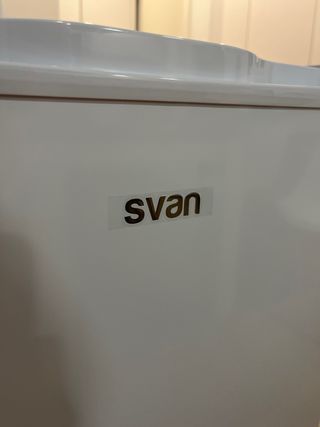 Mini nevera Svan - Como nueva