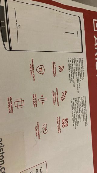 Se vende Termo eléctrico  Ariston 80L con wifi