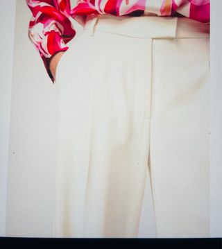 Pantalones blancos estilo palazzo