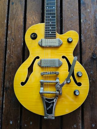 Epiphone Wildkat guitarra semihueca