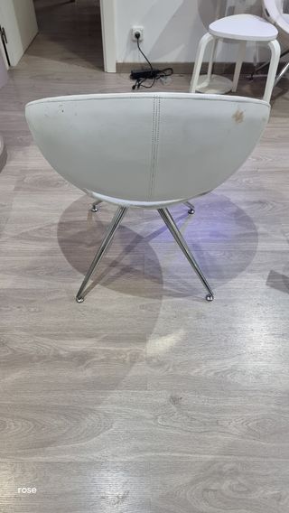 Silla YAHARI blanca diseño moderno