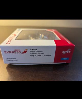 Iberia Express Airbus A321neo Herpa 1:500