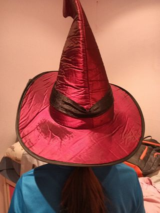 Sombrero bruja rojo