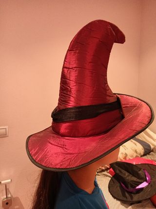 Sombrero bruja rojo