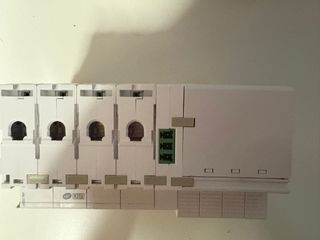 Interruptor sobretensones Schneider Electric IQuic