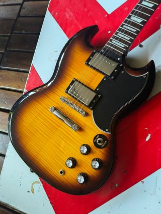 Epiphone SG G-400 fm Deluxe flametop modern