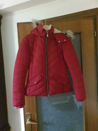 Abrigo plumas pimkie rojo