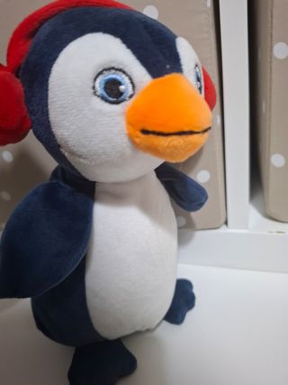 Peluche Pinguino con Cuffie Kinder