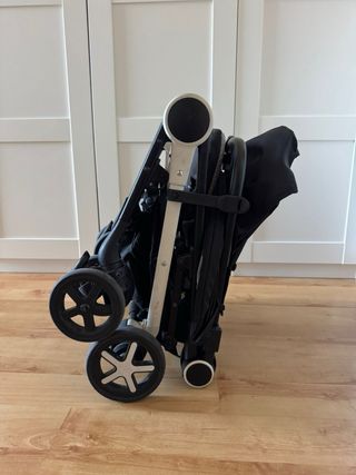 Silla paseo Chicco - Plegable.