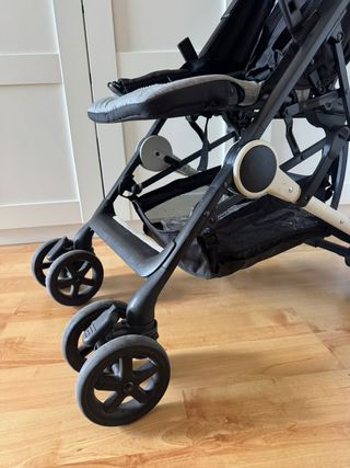 Silla paseo Chicco - Plegable.