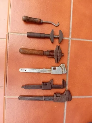 8 martelli antichi restaurati