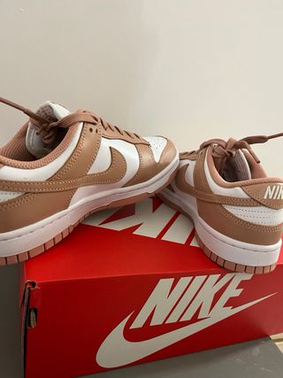 Nike Dunk LowRose Whisper