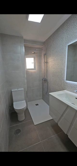 Reformas , Albañiles , fontanería, Electricidad 