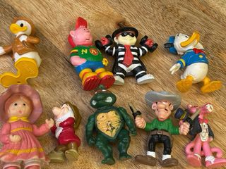 Lote 8 muñecos PVC Disney, etc.