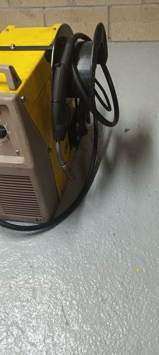 Soldadora LKA 150 - Hilo Semiautomática