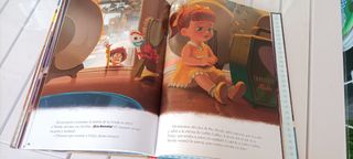 Gran libro de la película Toy Story 4
