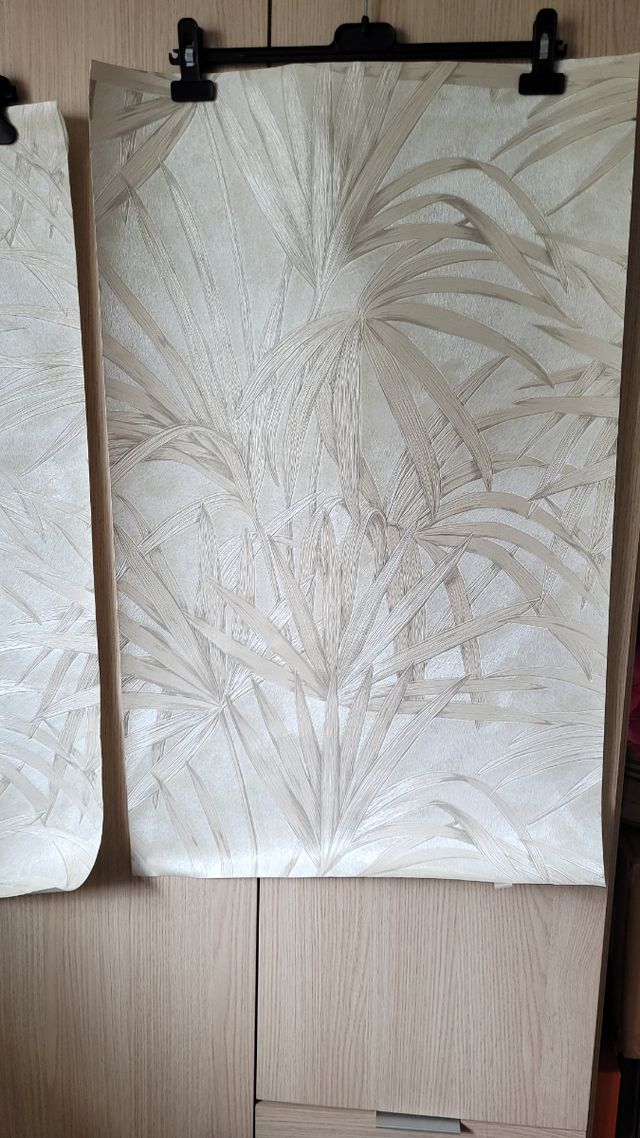 Papel pintado hojas beige