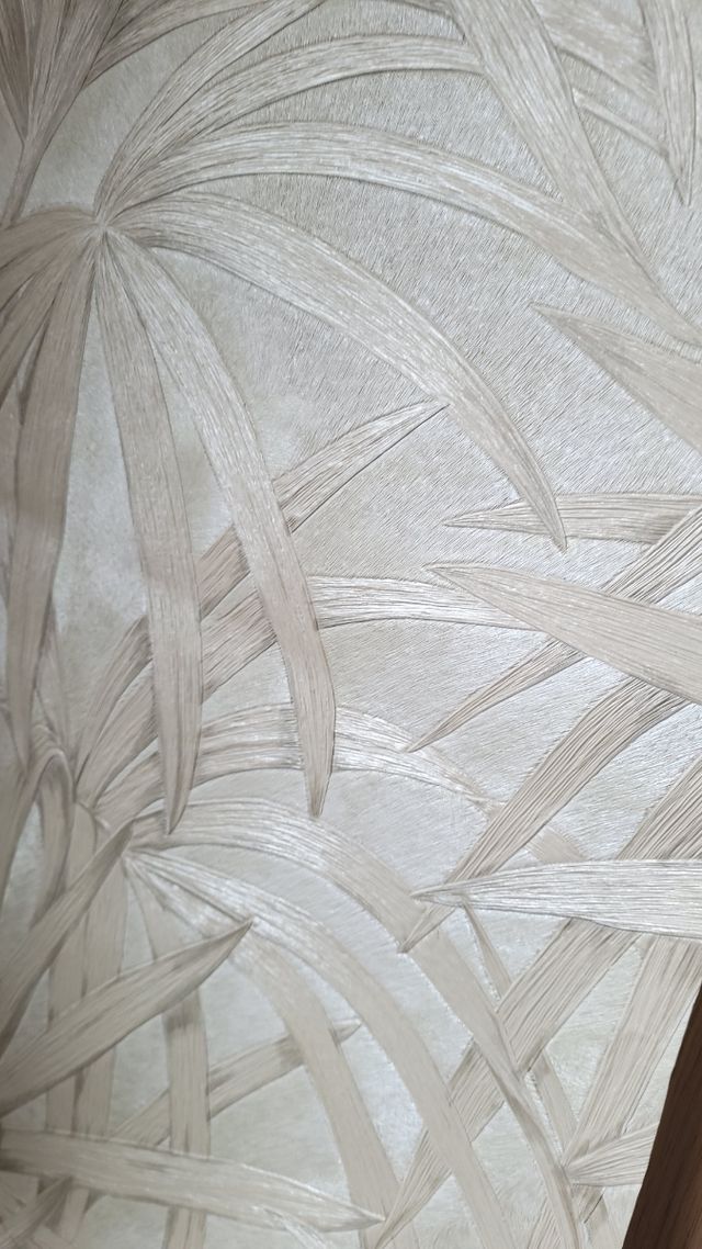 Papel pintado hojas beige