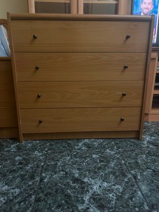 Cómoda 4 cajones madera