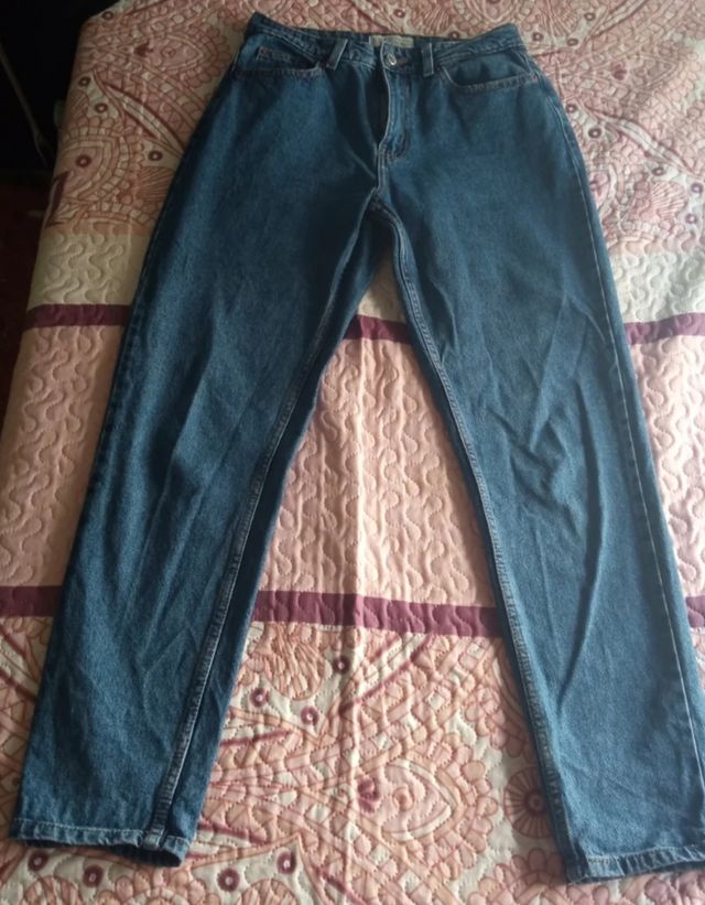 Vaqueros boyfriend azules