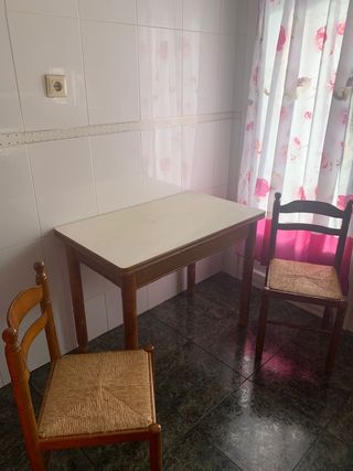 Mesa cocina - 2 sillas
