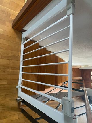 Barrera seguridad bebé