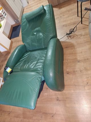 Sillón masaje piel verde